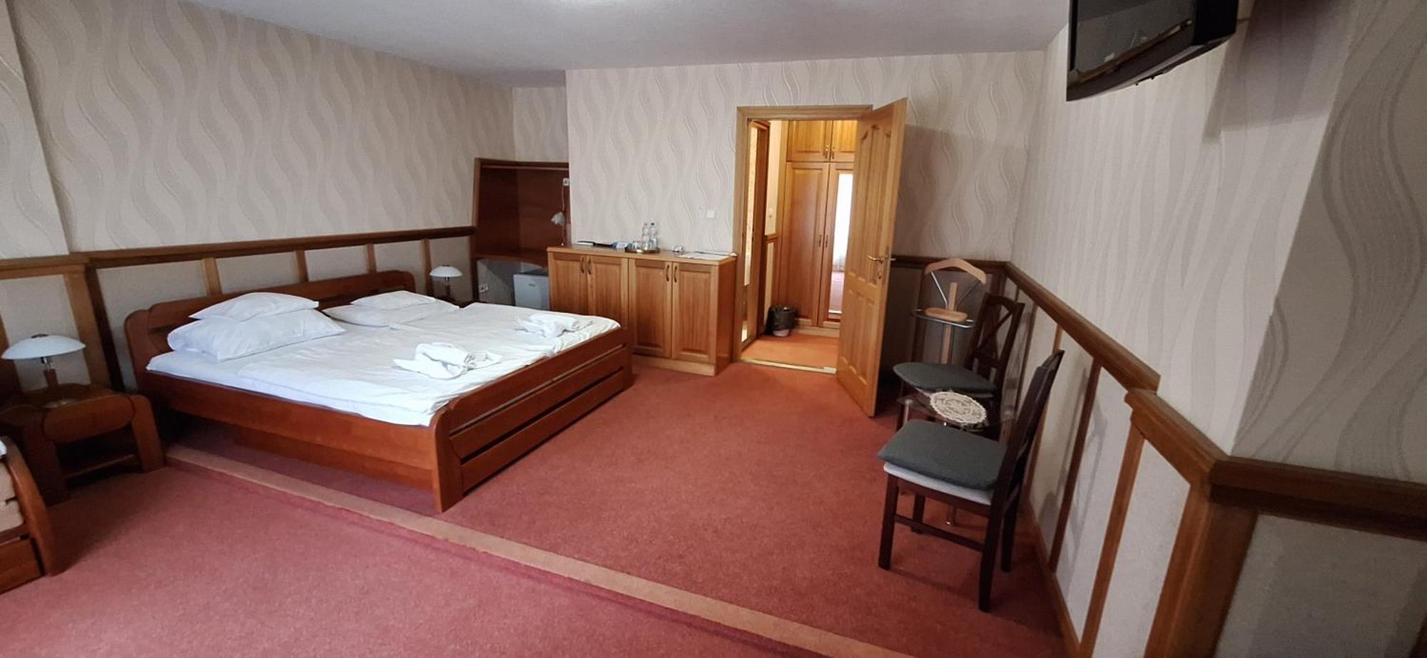 Atryum Hotel Szolnok Exterior photo